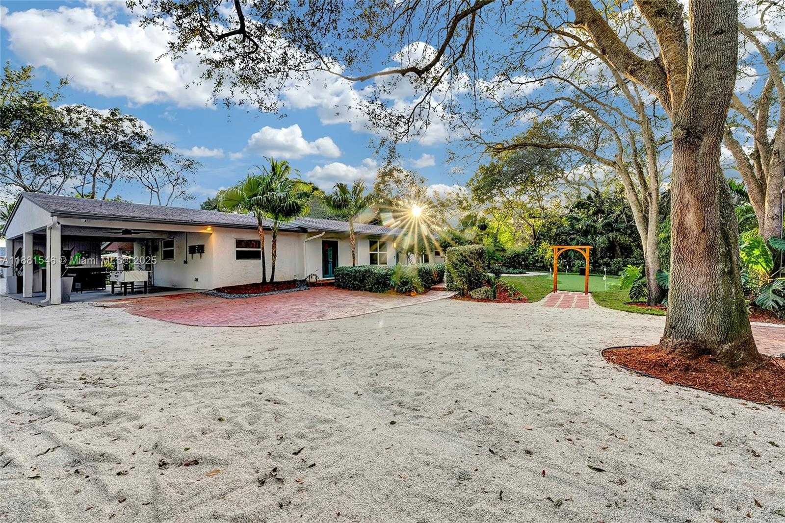 Small Image of 14330 SOUTH WEST 20TH ST, Davie Number 67