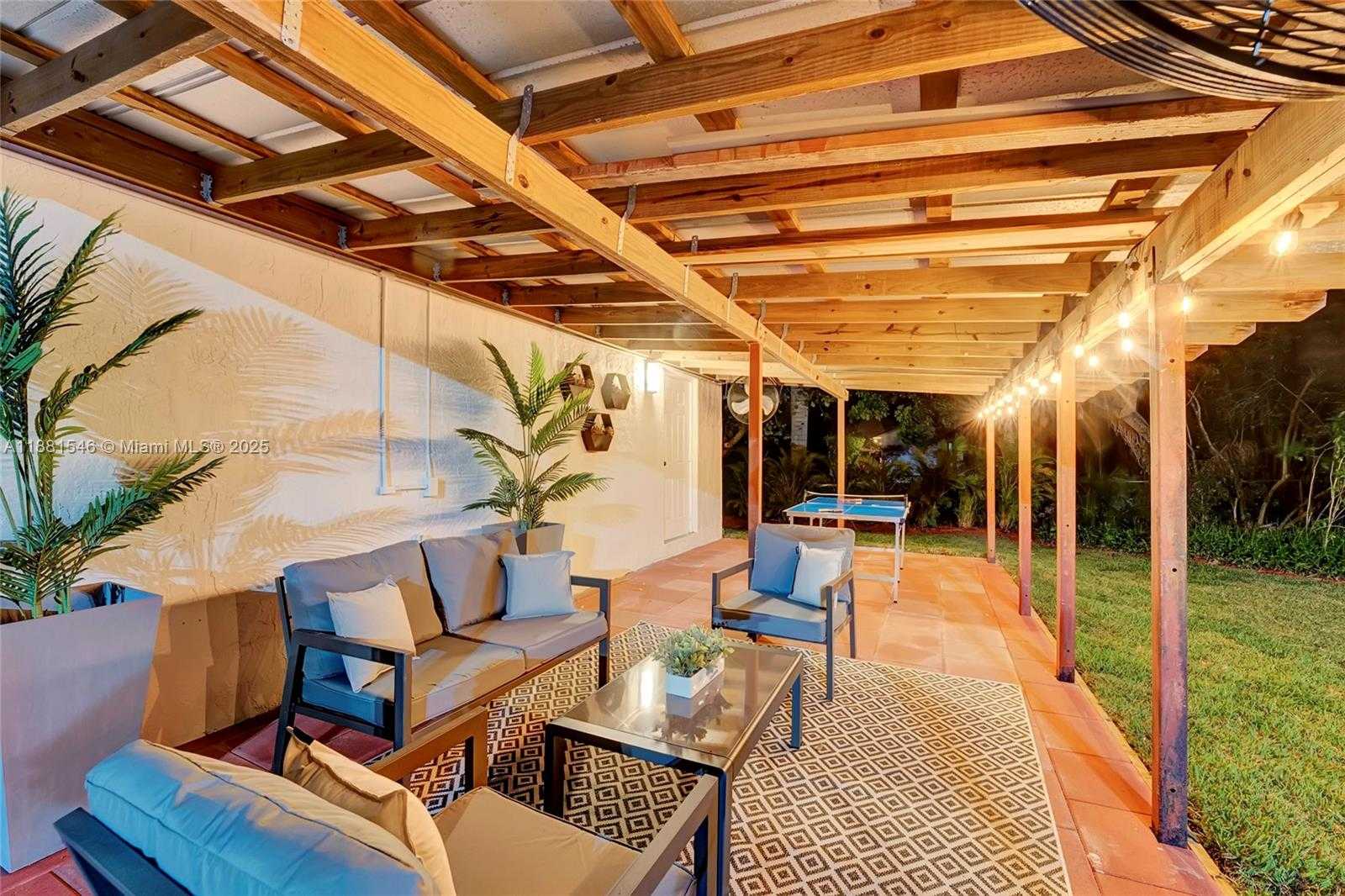 Small Image of 14330 SOUTH WEST 20TH ST, Davie Number 77