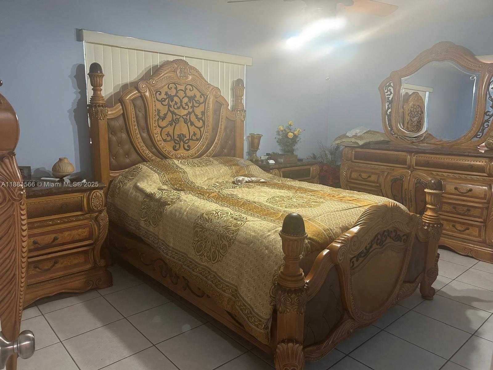 Small Image of 16350 NORTH WEST 37TH AVE, Miami Gardens Number 11