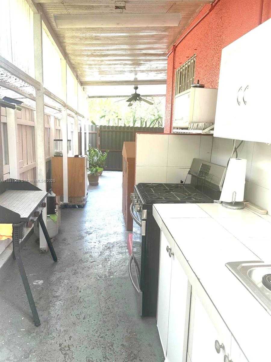 Small Image of 16350 NORTH WEST 37TH AVE, Miami Gardens Number 16