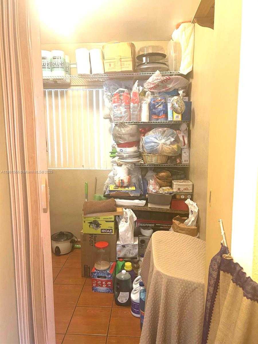 Small Image of 16350 NORTH WEST 37TH AVE, Miami Gardens Number 5