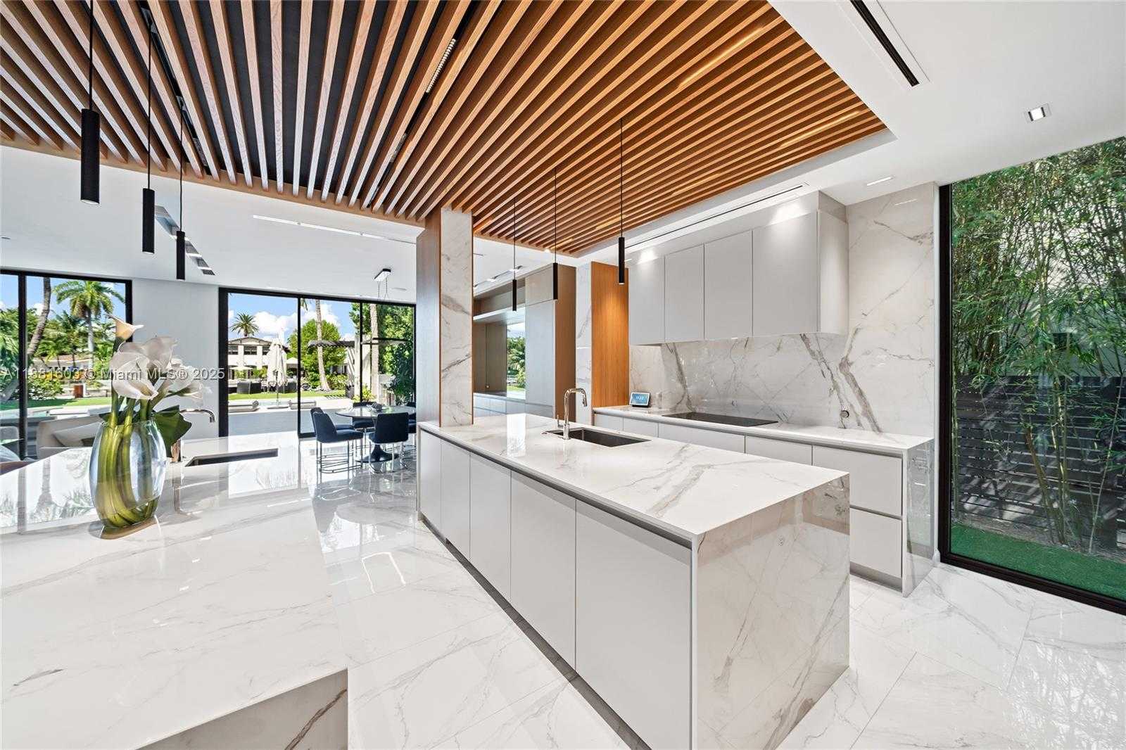 Small Image of 4510 PRAIRIE AVE, Miami Beach Number 12