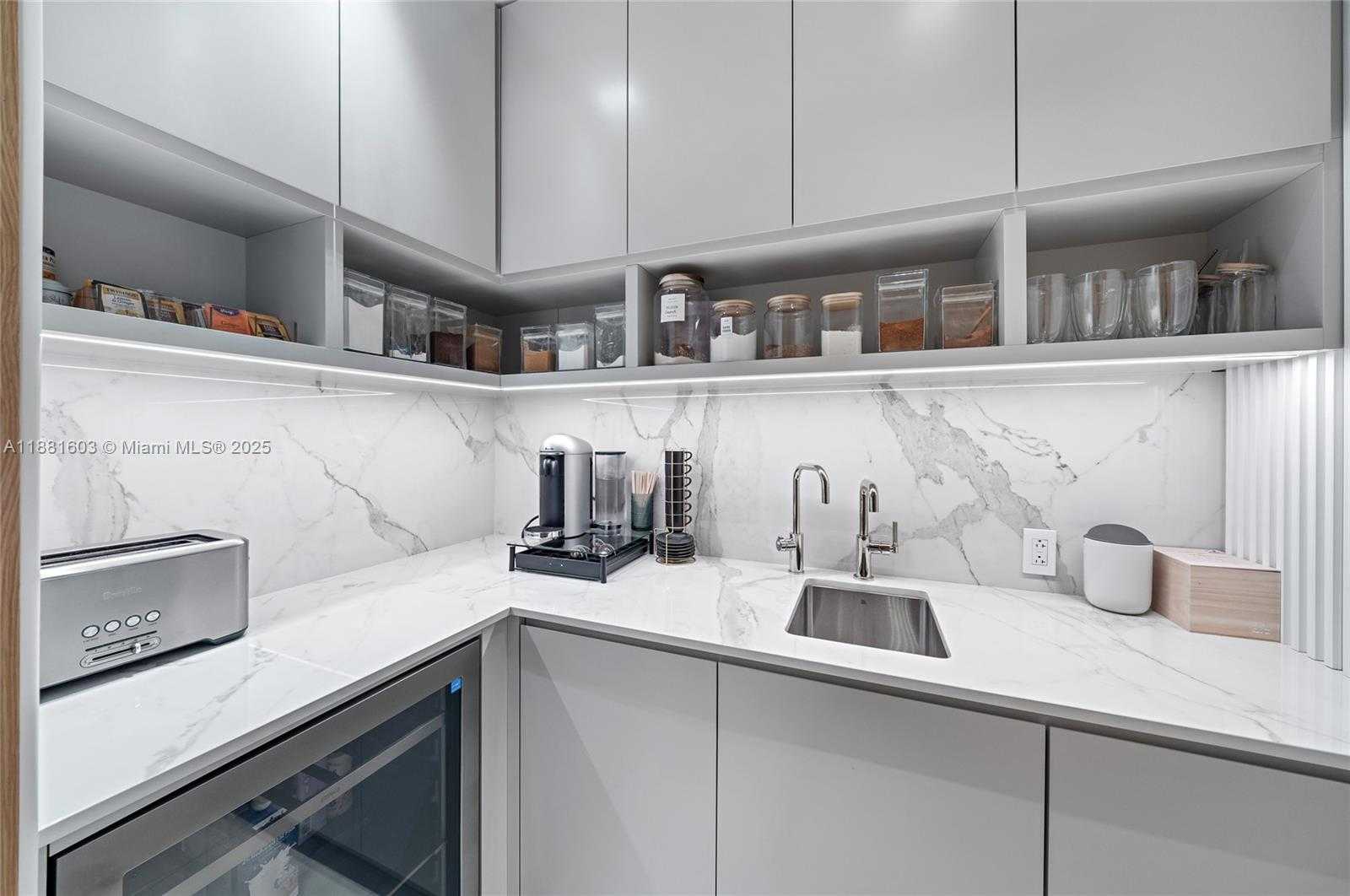 Small Image of 4510 PRAIRIE AVE, Miami Beach Number 16