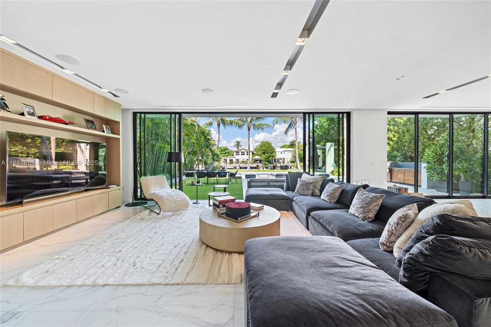 Small Image of 4510 PRAIRIE AVE, Miami Beach Number 17