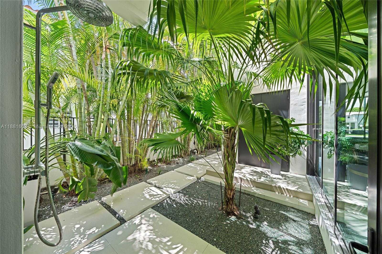 Small Image of 4510 PRAIRIE AVE, Miami Beach Number 26