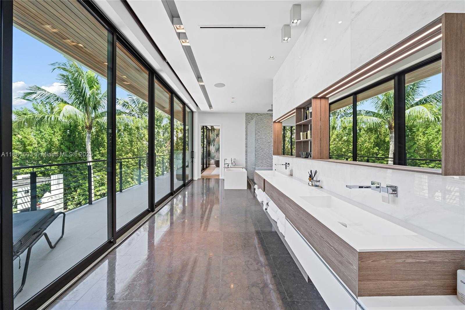 Small Image of 4510 PRAIRIE AVE, Miami Beach Number 36