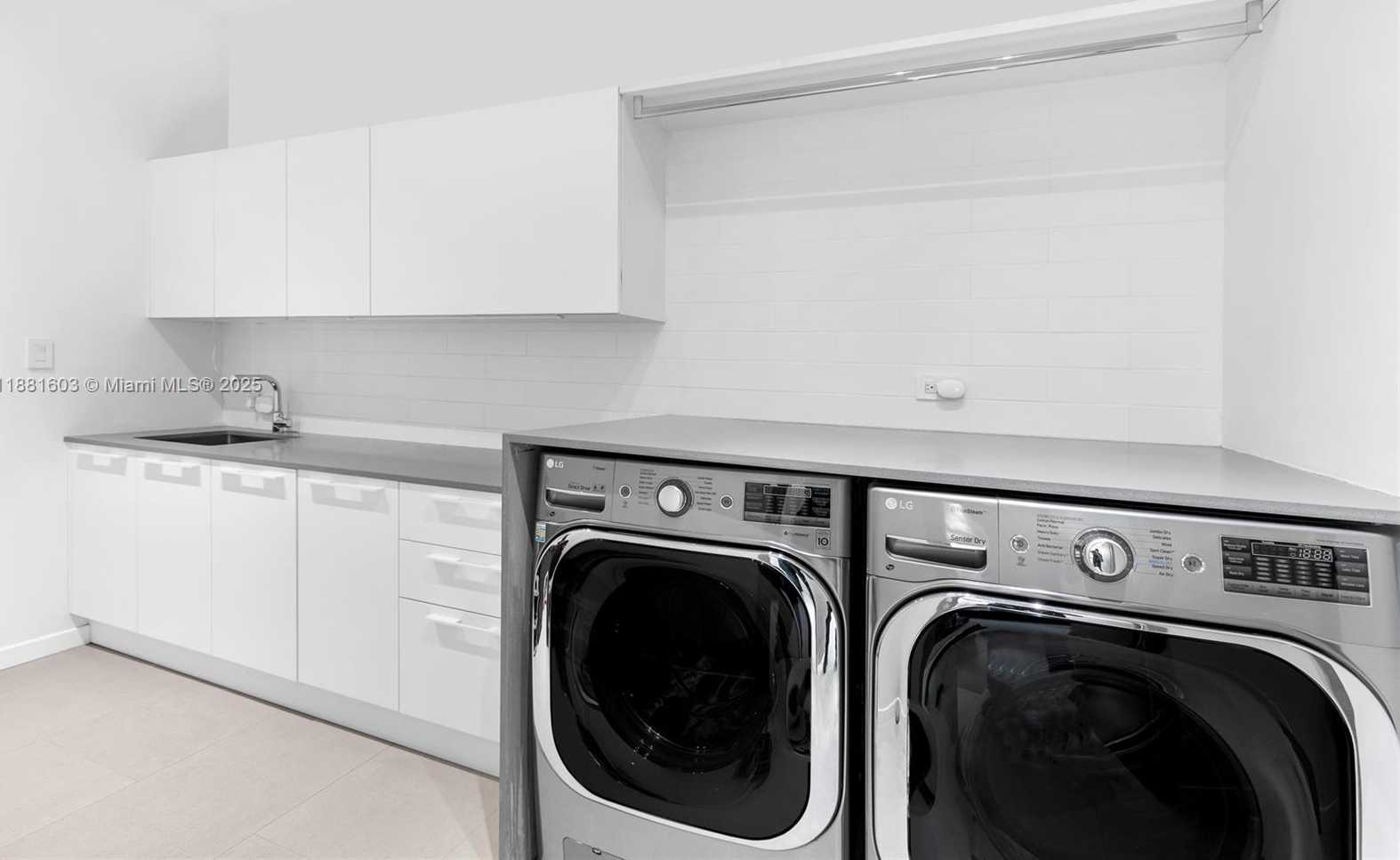 Small Image of 4510 PRAIRIE AVE, Miami Beach Number 49