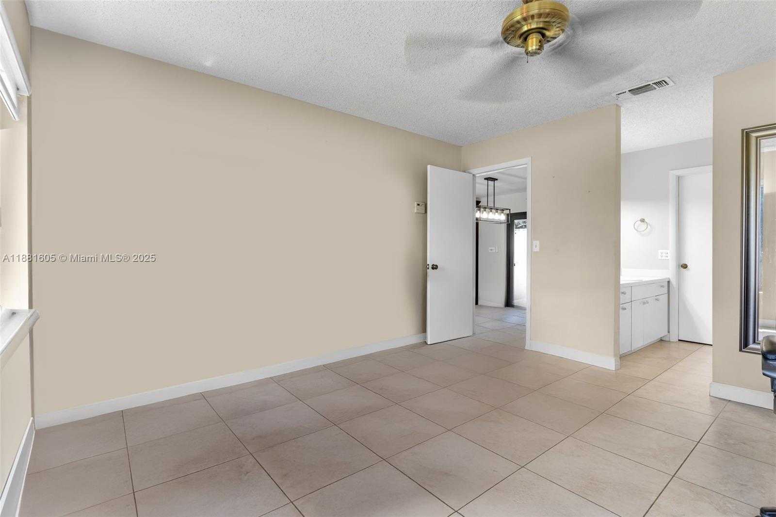 Small Image of 407 NORTH WEST 18TH ST, Homestead Number 23