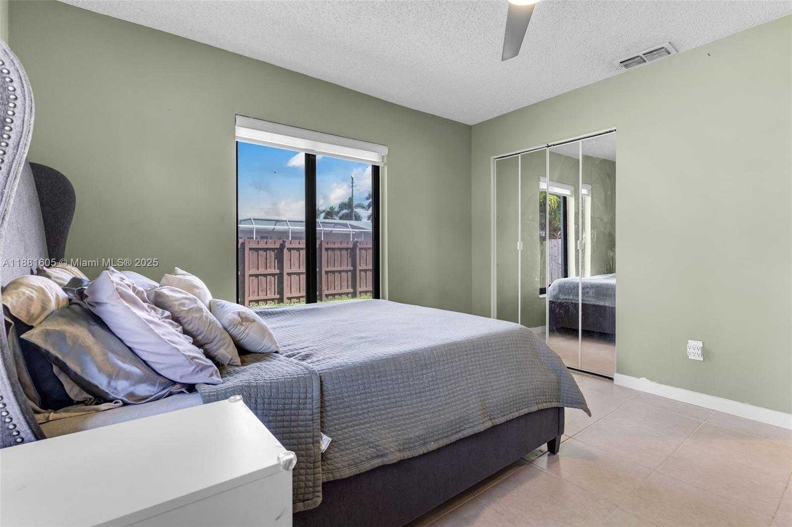 Small Image of 407 NORTH WEST 18TH ST, Homestead Number 31