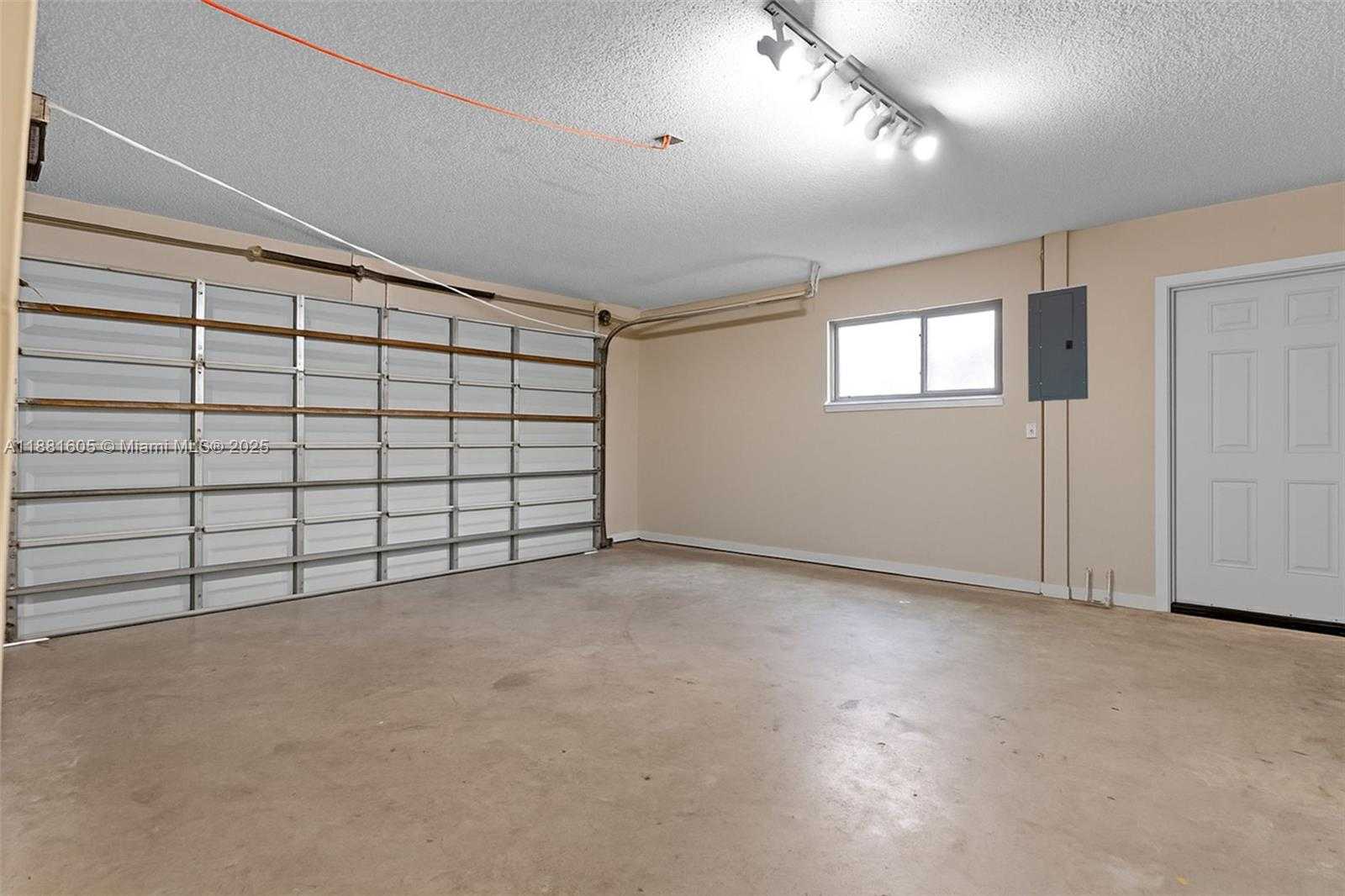 Small Image of 407 NORTH WEST 18TH ST, Homestead Number 39