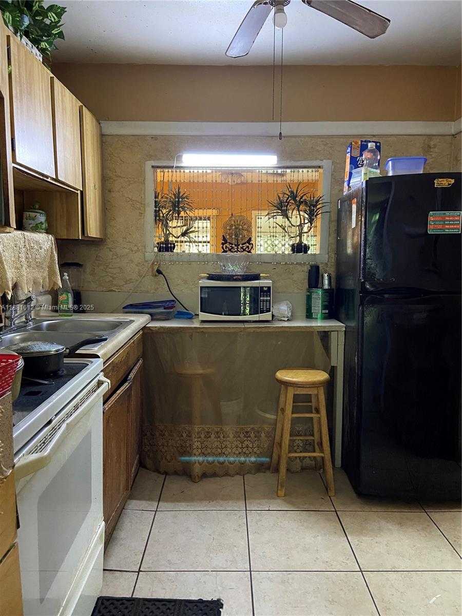 Small Image of 1305 DUNAD AVE, Opa-Locka Number 12