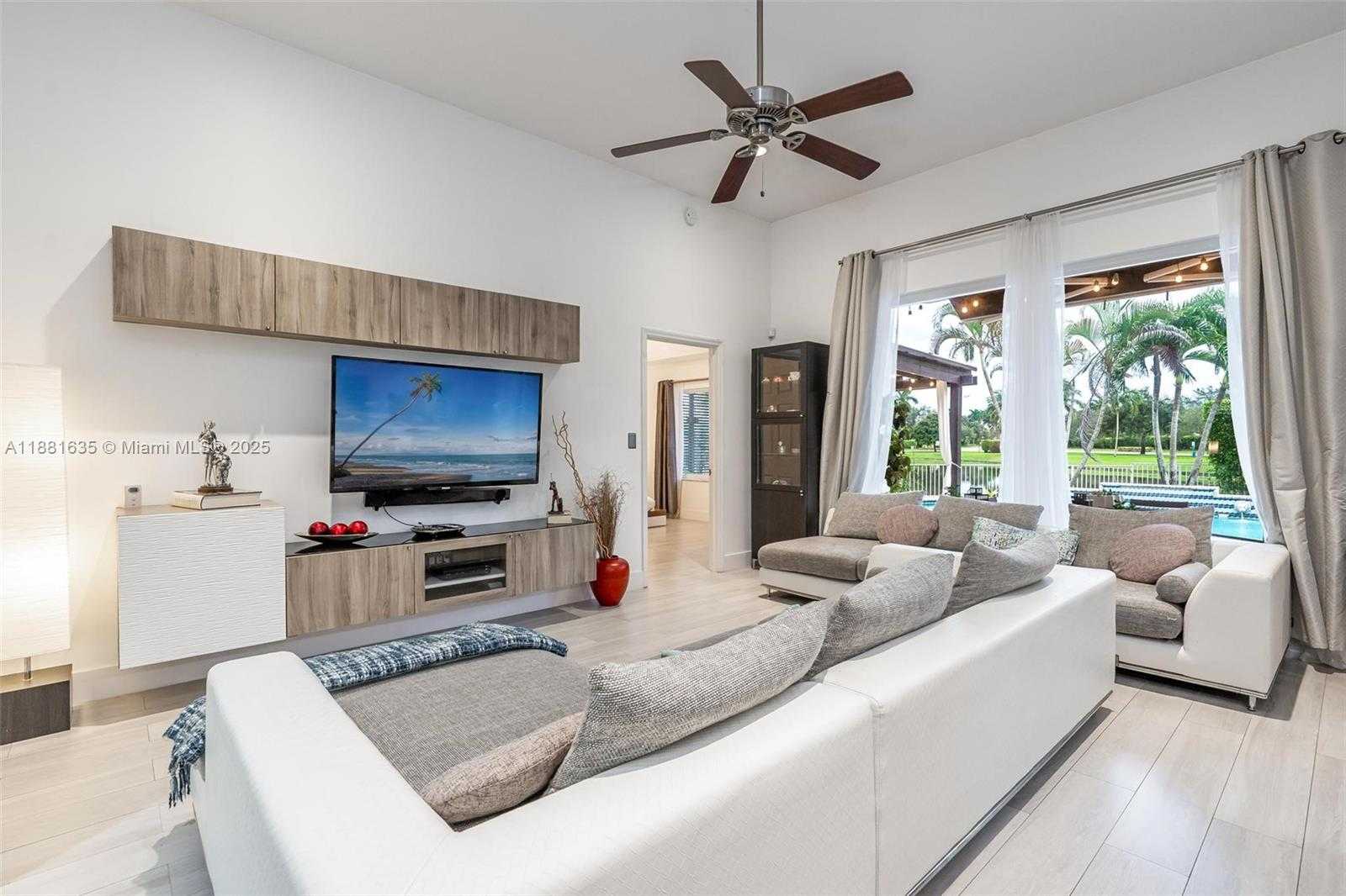 Small Image of 1601 NORTH WEST 143RD TER, Pembroke Pines Number 11