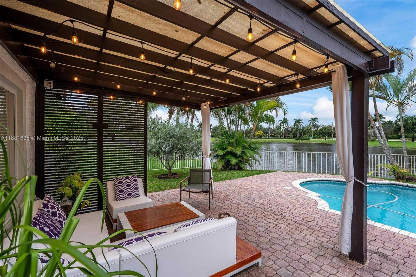 Small Image of 1601 NORTH WEST 143RD TER, Pembroke Pines Number 32