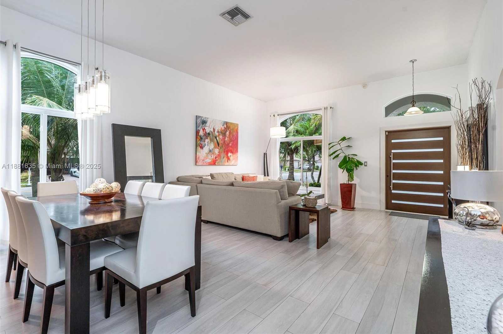 Small Image of 1601 NORTH WEST 143RD TER, Pembroke Pines Number 7