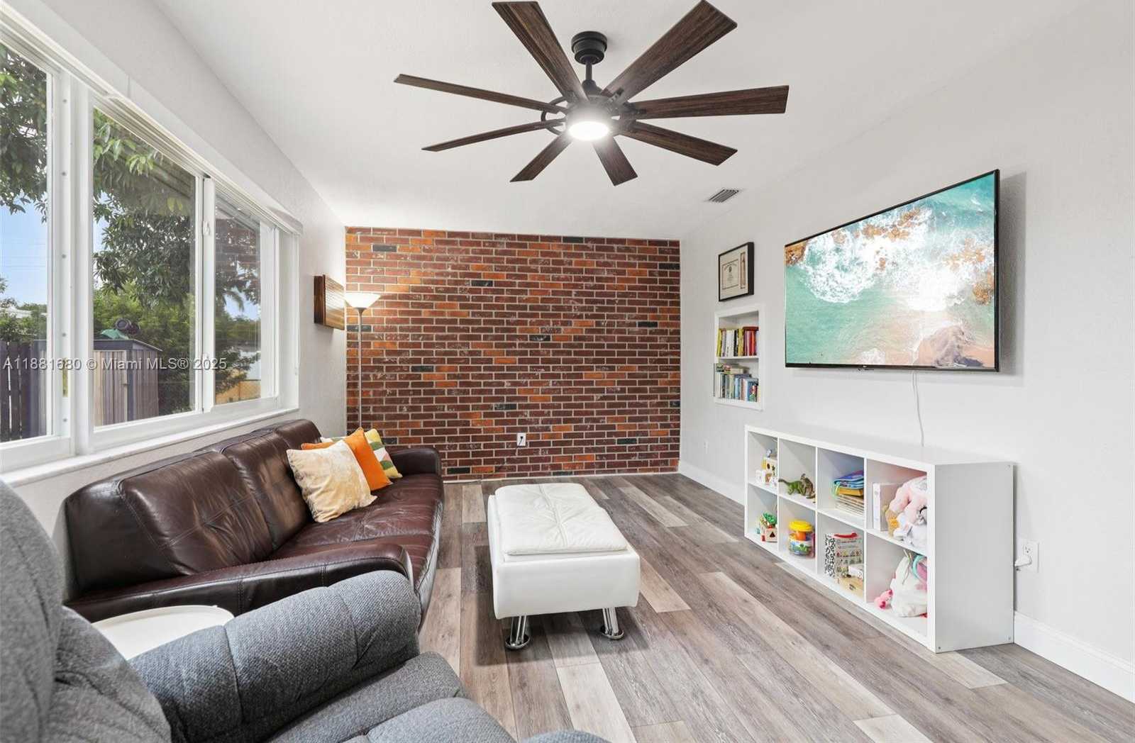Small Image of 2300 NORTH WEST 114TH AVE, Pembroke Pines Number 12