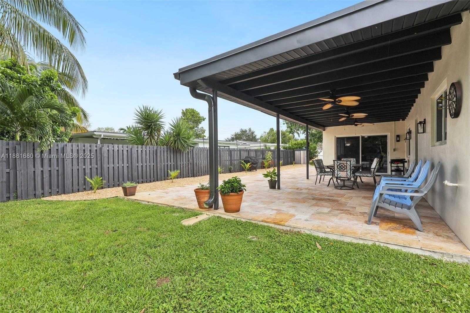 Small Image of 2300 NORTH WEST 114TH AVE, Pembroke Pines Number 42
