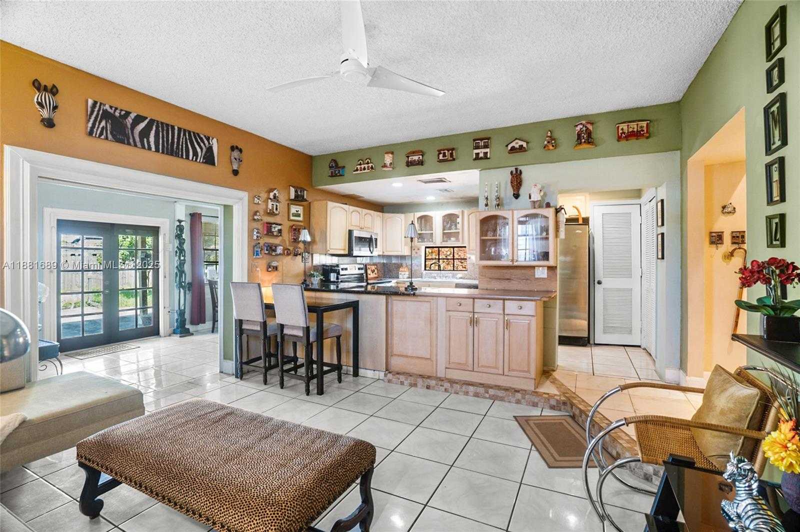 Small Image of 10031 SOUTH WEST 46TH ST, Miami Number 26