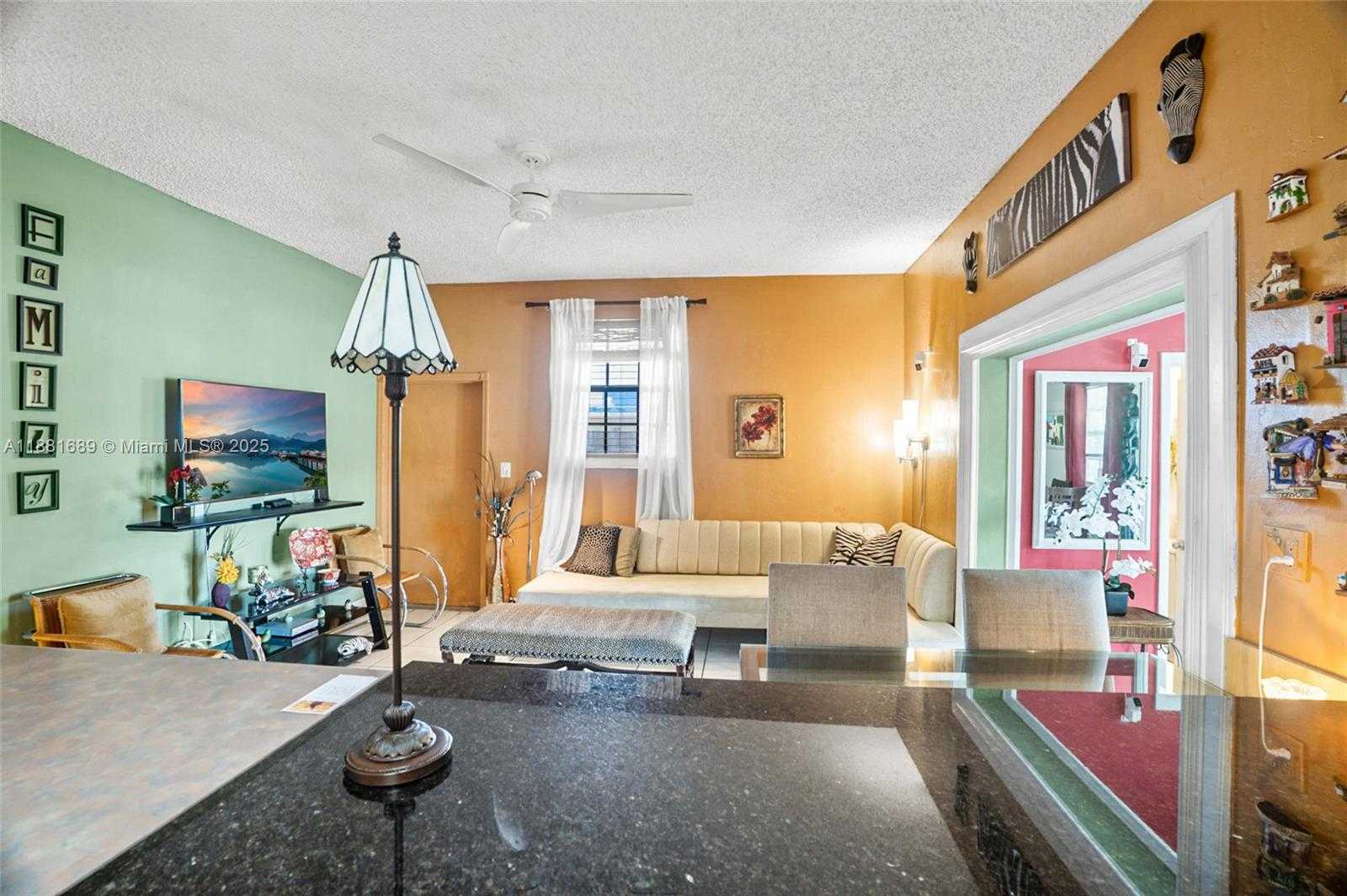 Small Image of 10031 SOUTH WEST 46TH ST, Miami Number 29