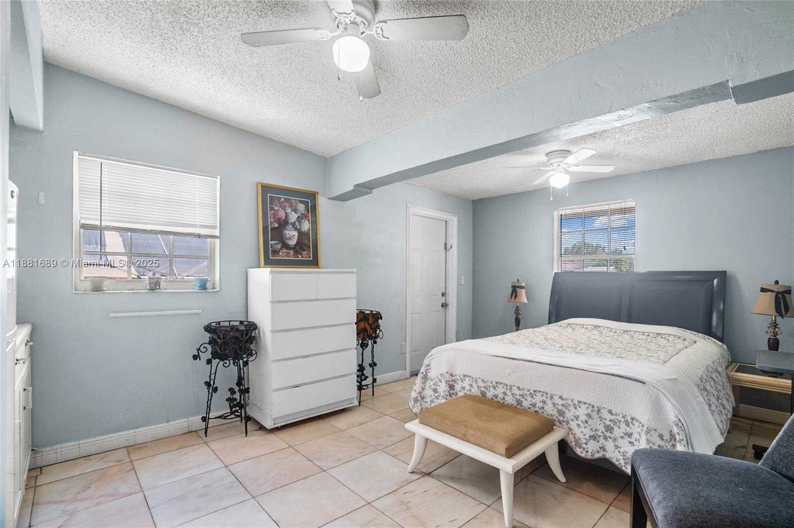 Small Image of 10031 SOUTH WEST 46TH ST, Miami Number 30