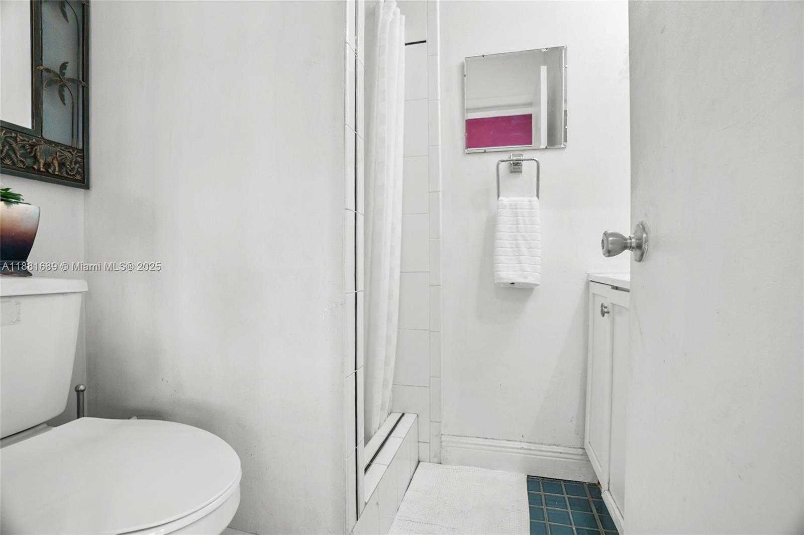 Small Image of 10031 SOUTH WEST 46TH ST, Miami Number 34