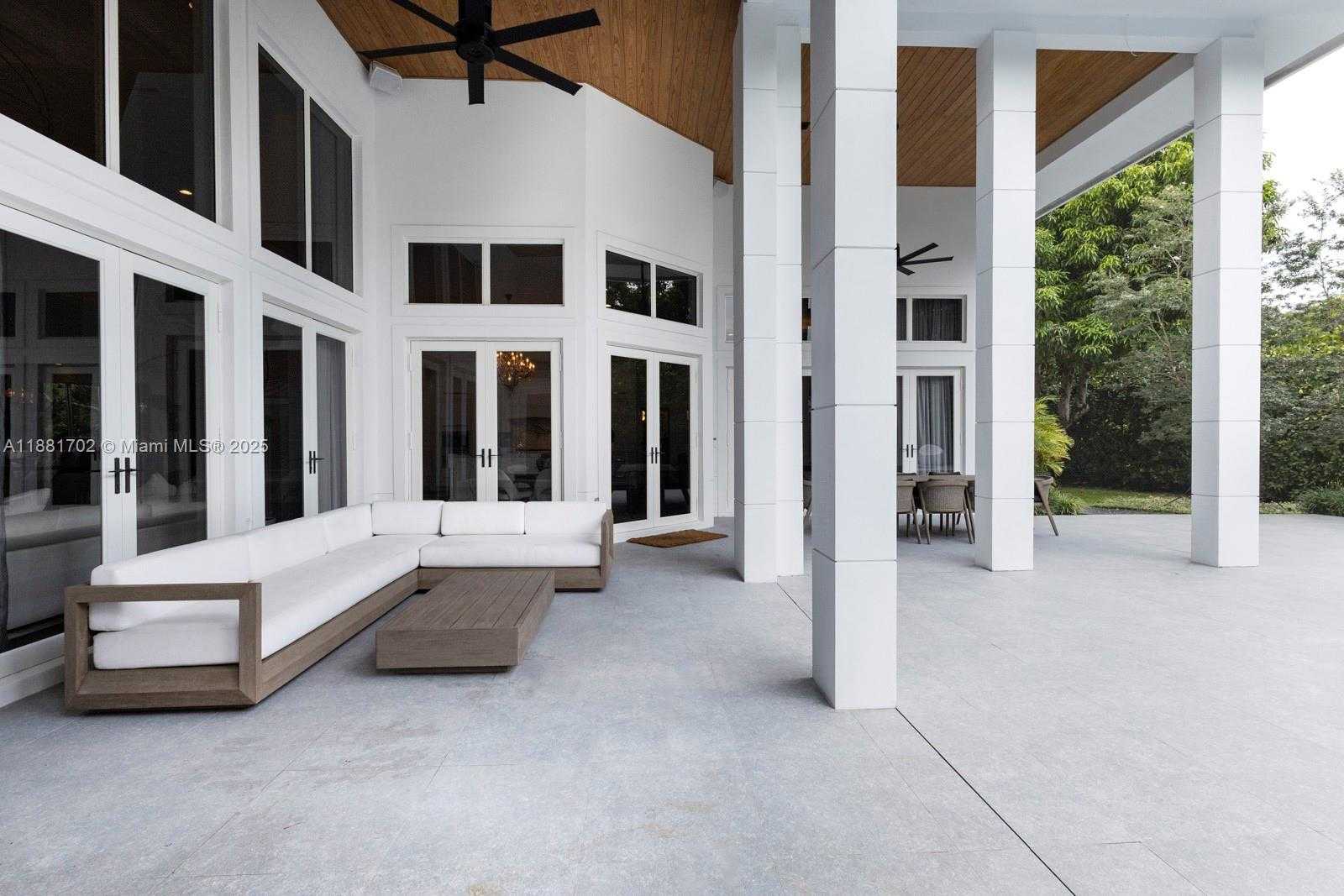 Small Image of 11645 SOUTH WEST 69TH AVE, Pinecrest Number 22