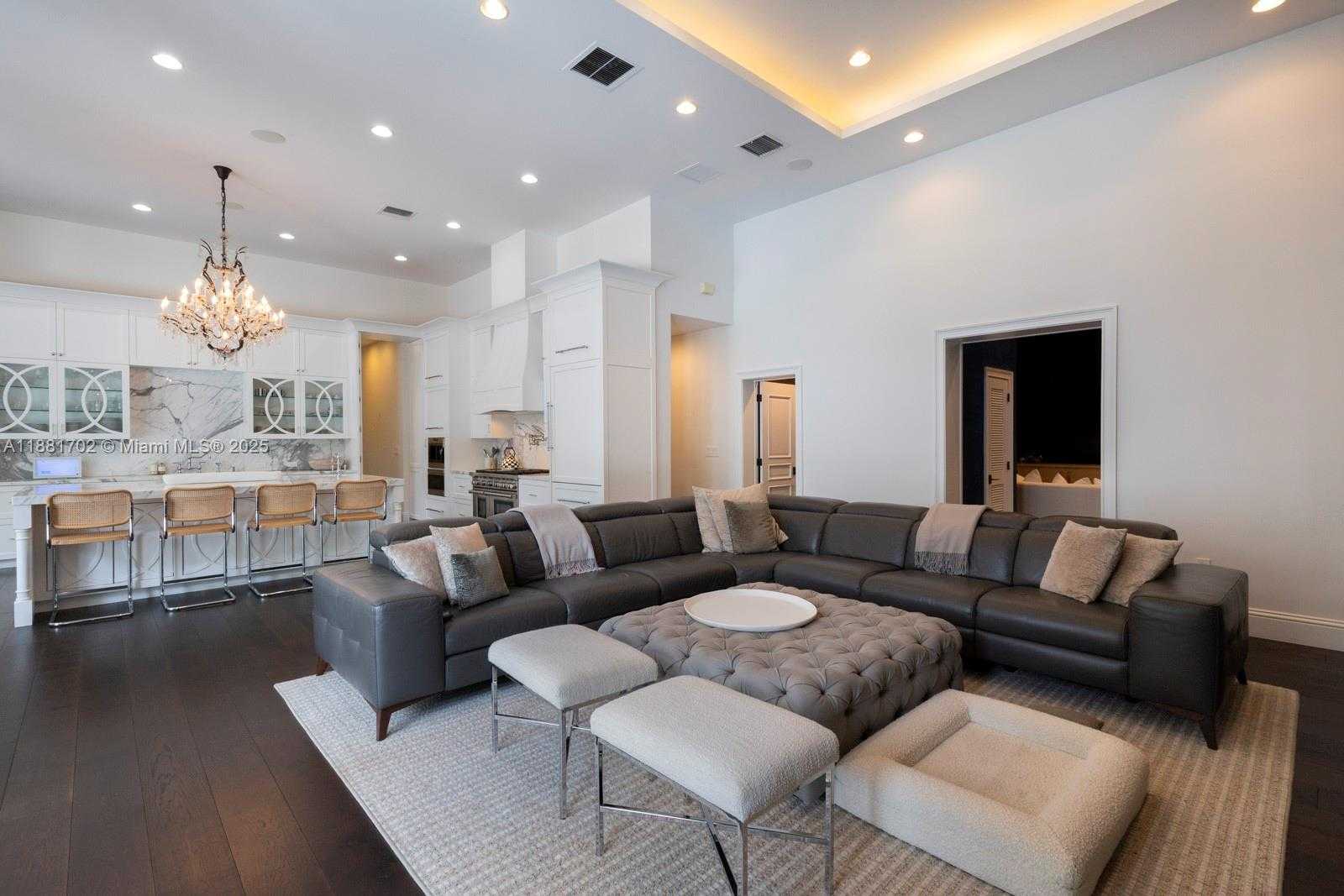 Small Image of 11645 SOUTH WEST 69TH AVE, Pinecrest Number 8