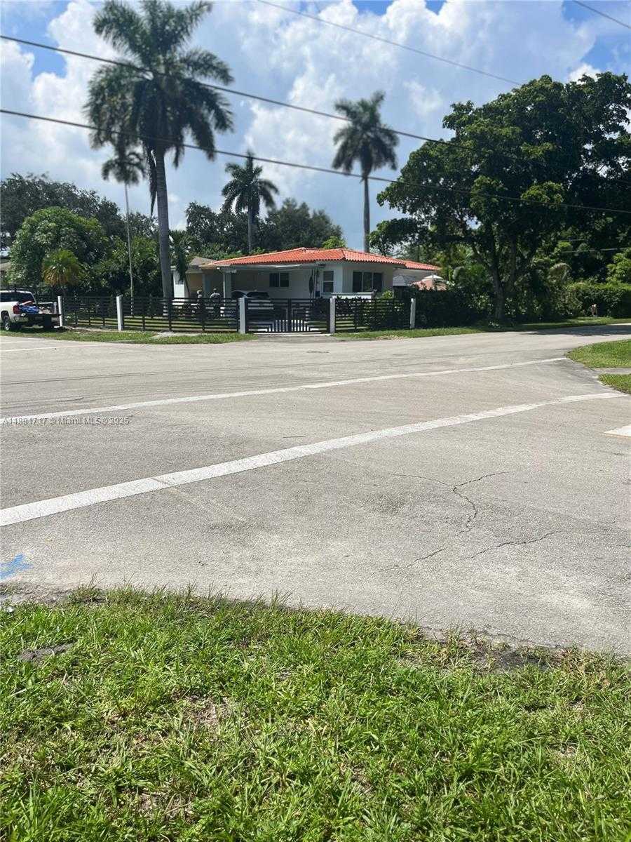 Small Image of 795 NORTH EAST 146 ST, North Miami Number 55