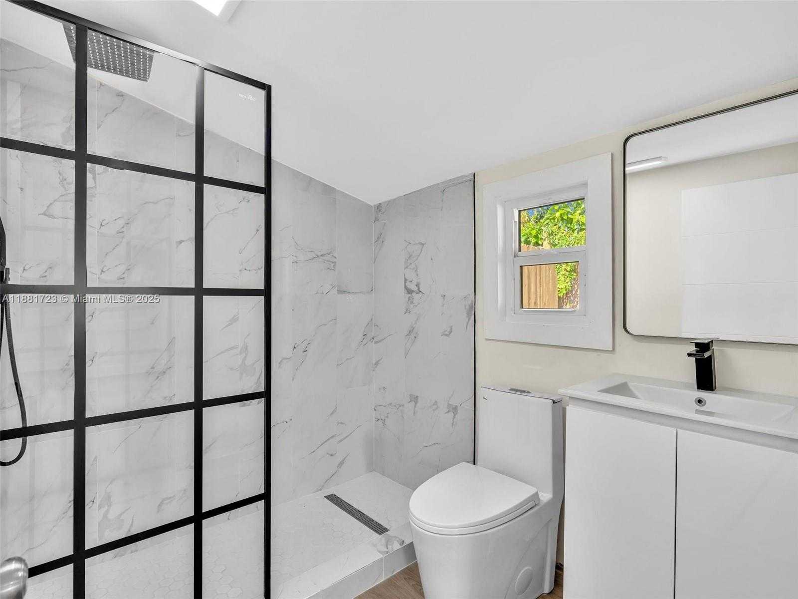 Small Image of 5710 RALEIGH ST, Hollywood Number 11