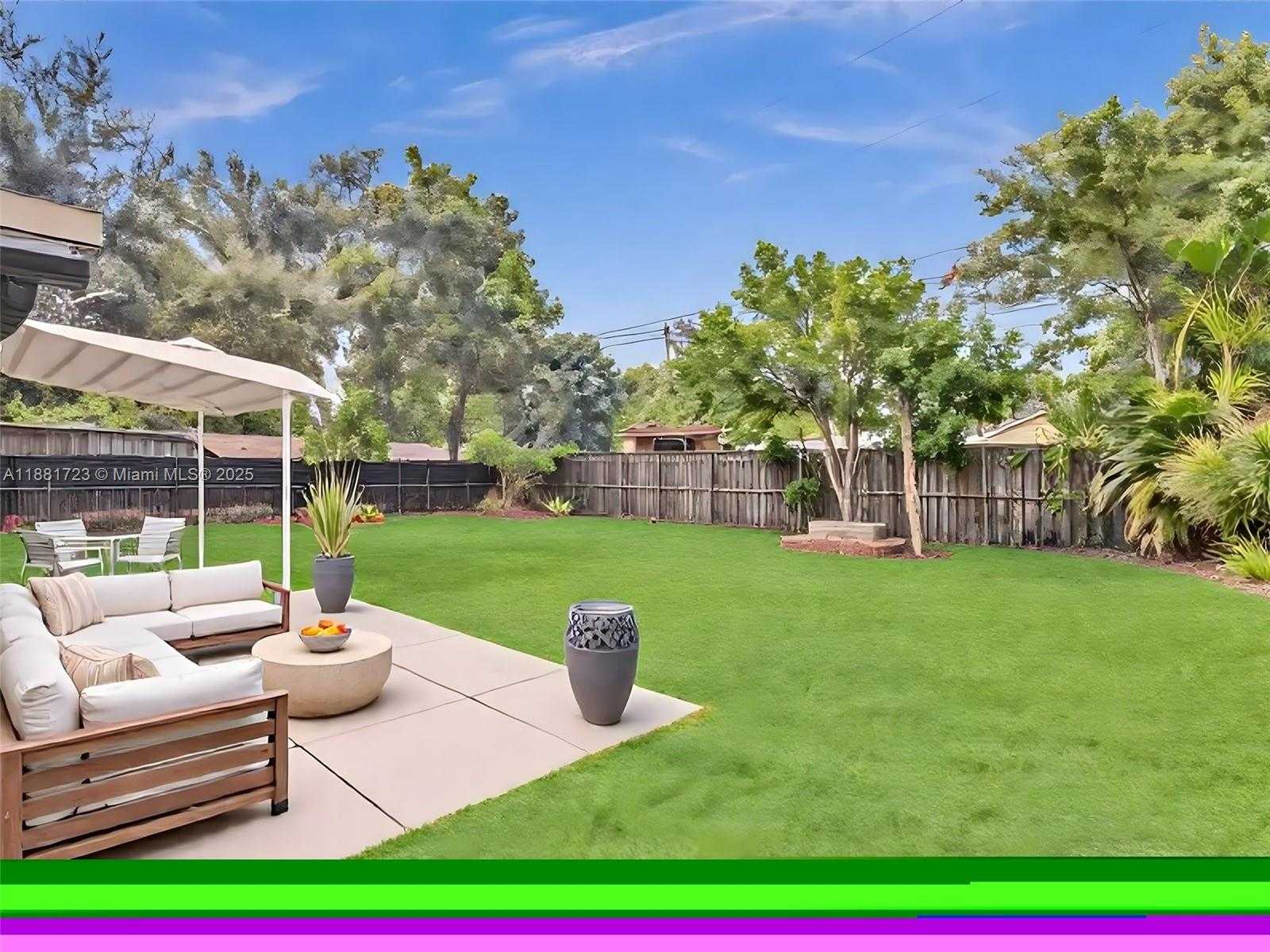 Small Image of 5710 RALEIGH ST, Hollywood Number 30