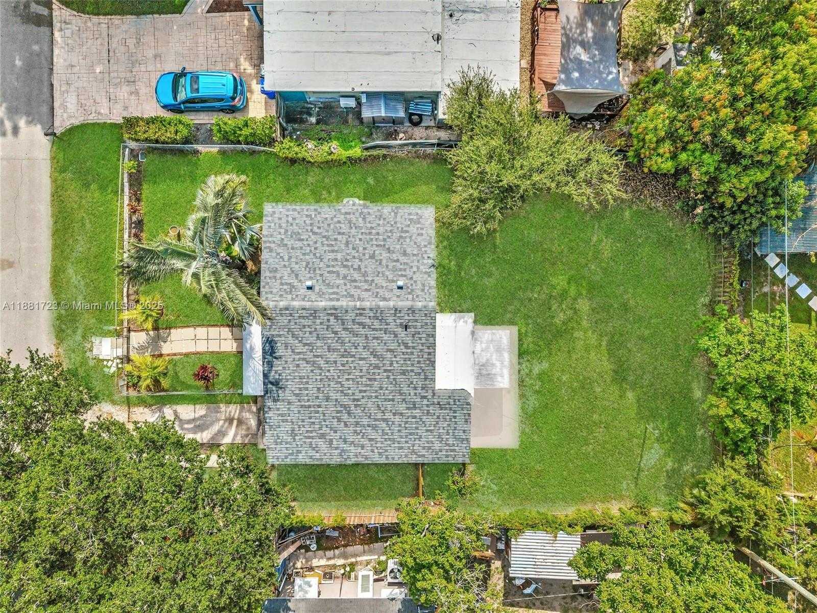 Small Image of 5710 RALEIGH ST, Hollywood Number 32