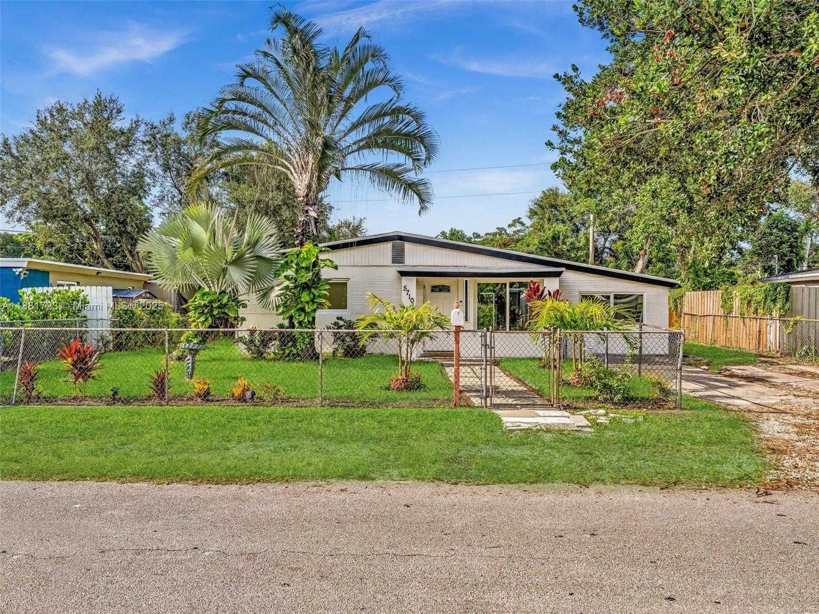 Small Image of 5710 RALEIGH ST, Hollywood Number 33
