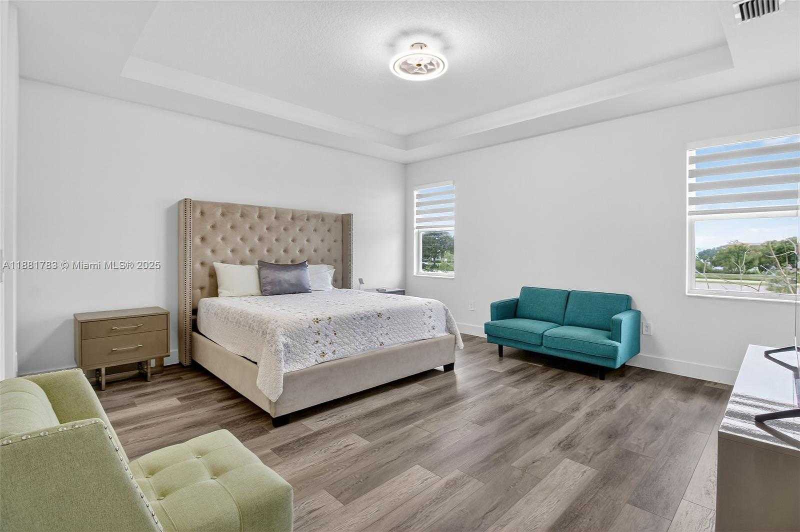 Small Image of 4367 SOUTH WEST 123 LN, Davie Number 16