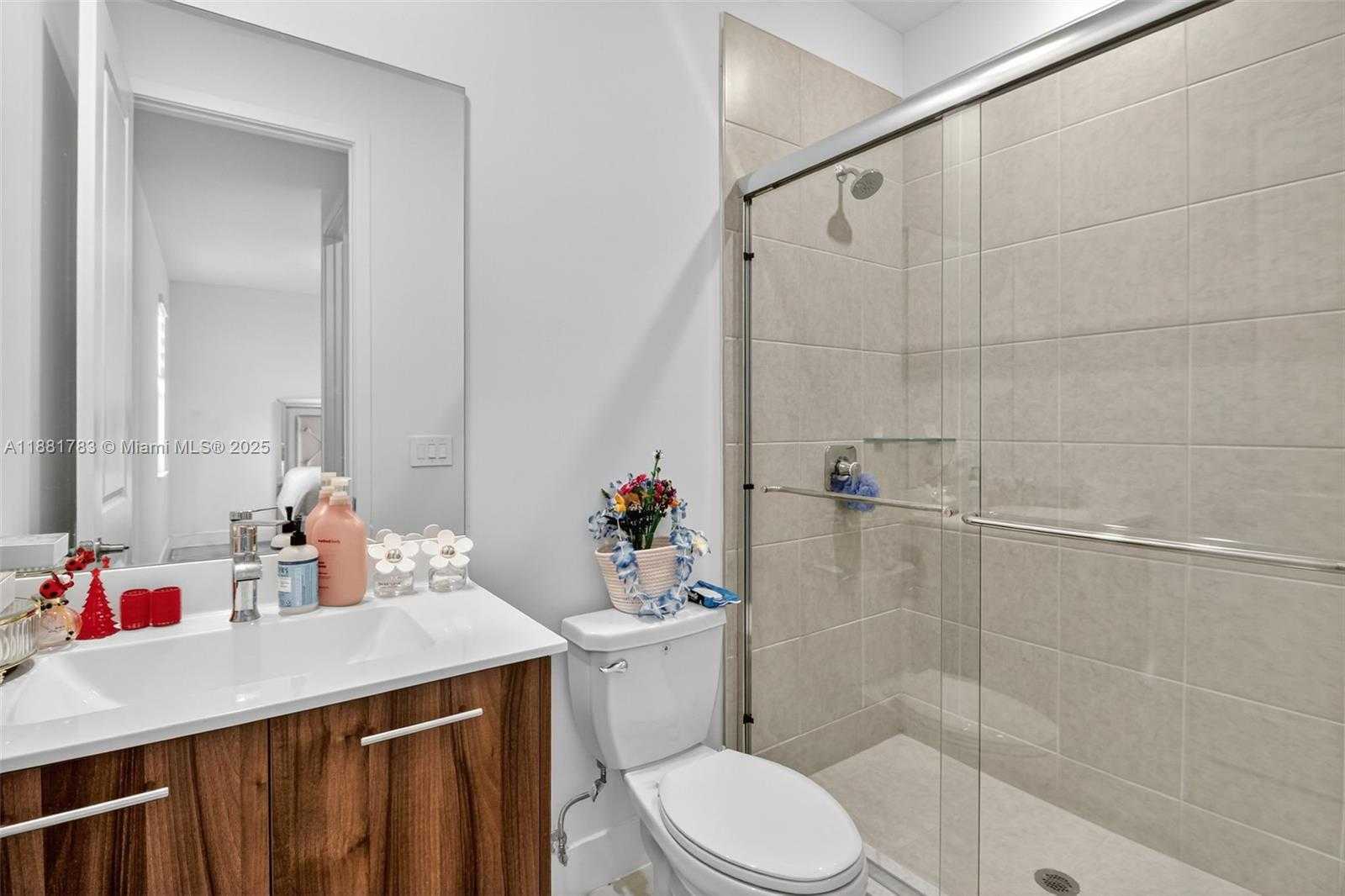 Small Image of 4367 SOUTH WEST 123 LN, Davie Number 22