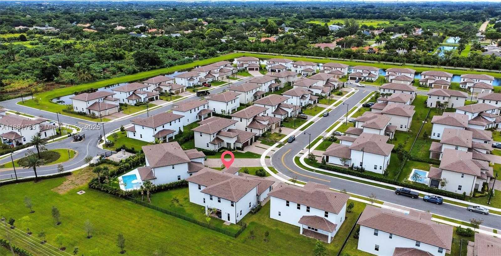 Small Image of 4367 SOUTH WEST 123 LN, Davie Number 26