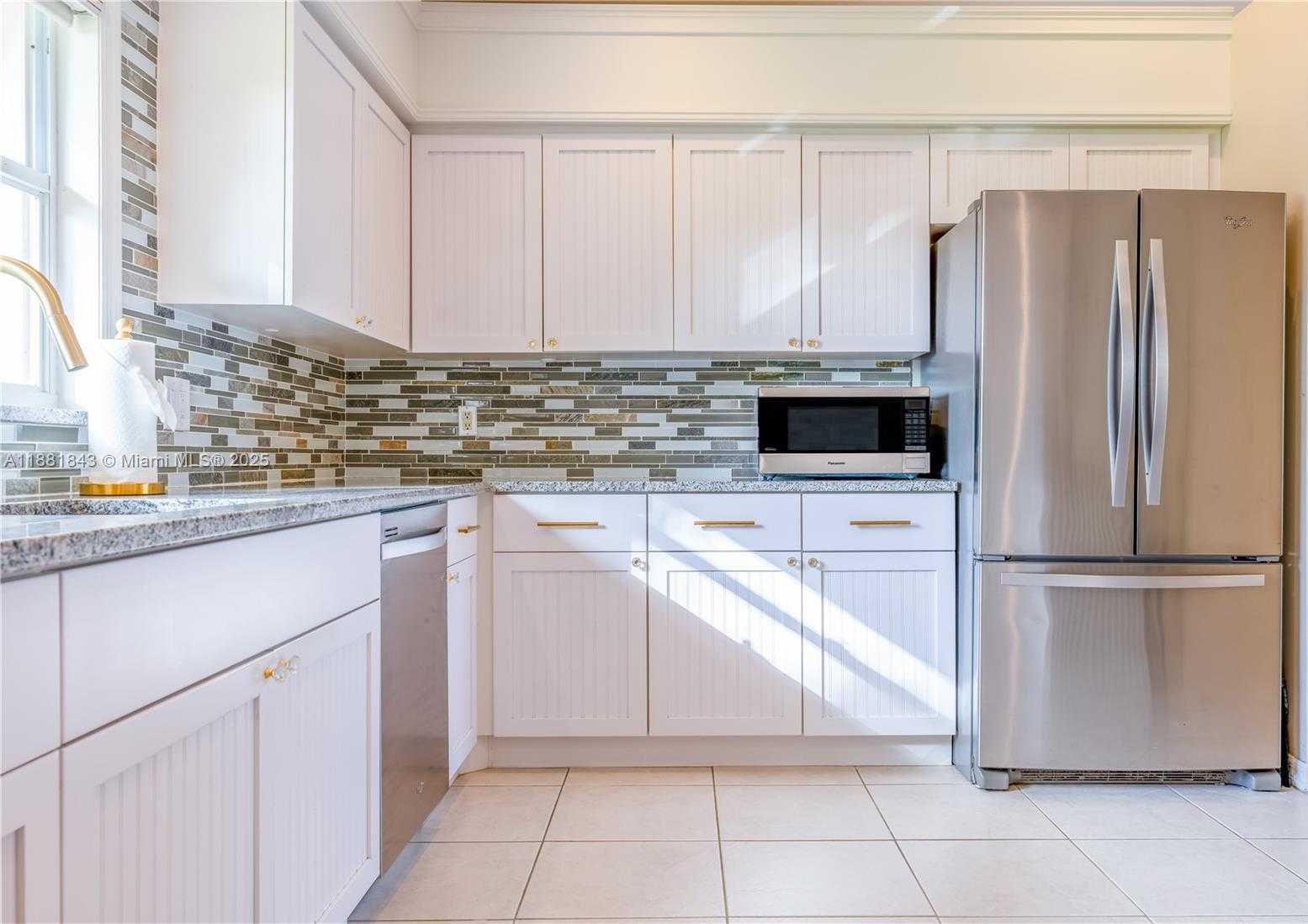 Small Image of 1511 SOUTH WEST 4TH PL, Cape Coral Number 13