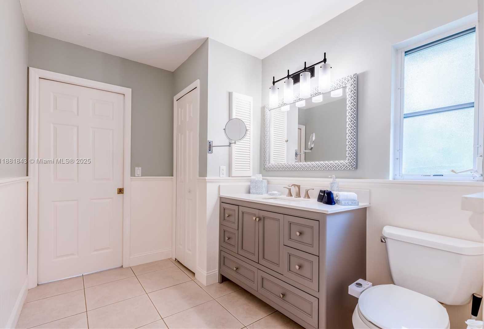 Small Image of 1511 SOUTH WEST 4TH PL, Cape Coral Number 20
