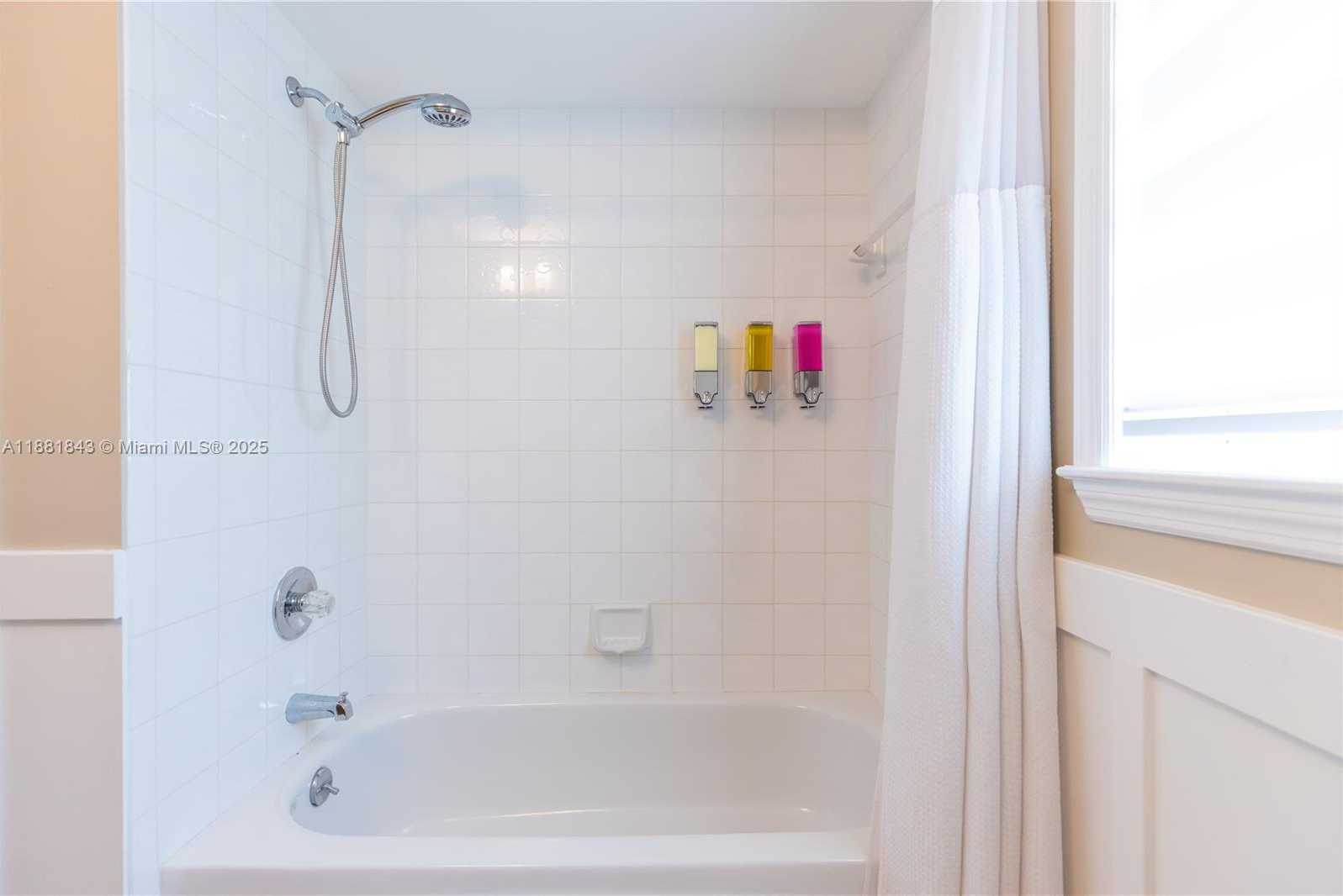 Small Image of 1511 SOUTH WEST 4TH PL, Cape Coral Number 29