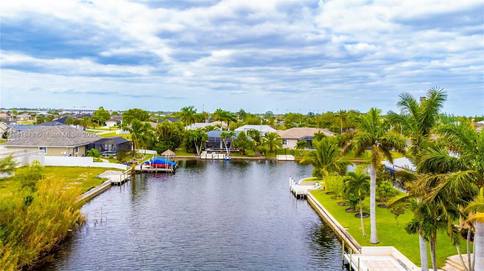 Small Image of 1511 SOUTH WEST 4TH PL, Cape Coral Number 39