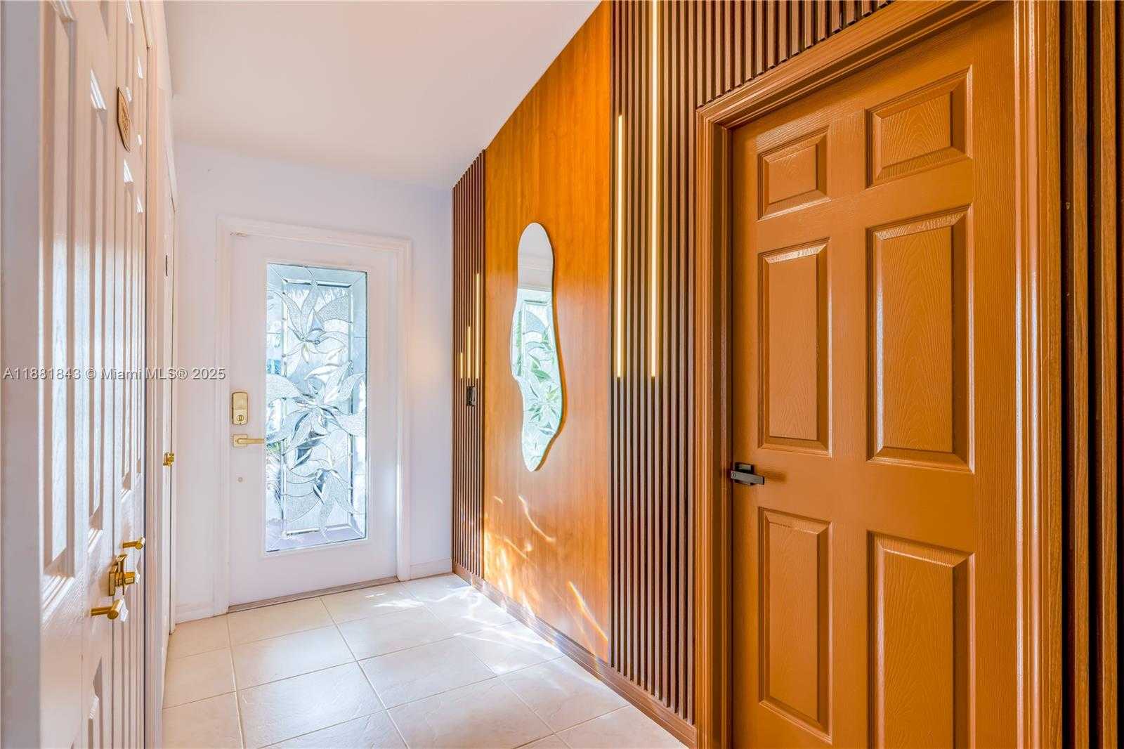 Small Image of 1511 SOUTH WEST 4TH PL, Cape Coral Number 4
