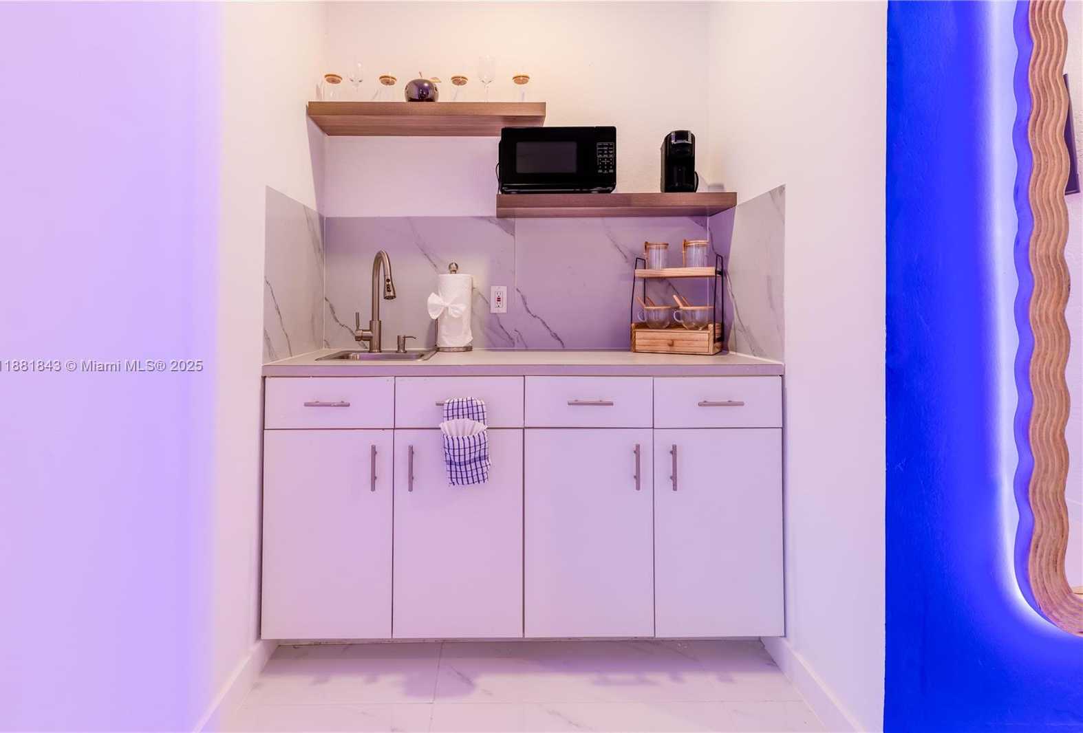 Small Image of 1511 SOUTH WEST 4TH PL, Cape Coral Number 47