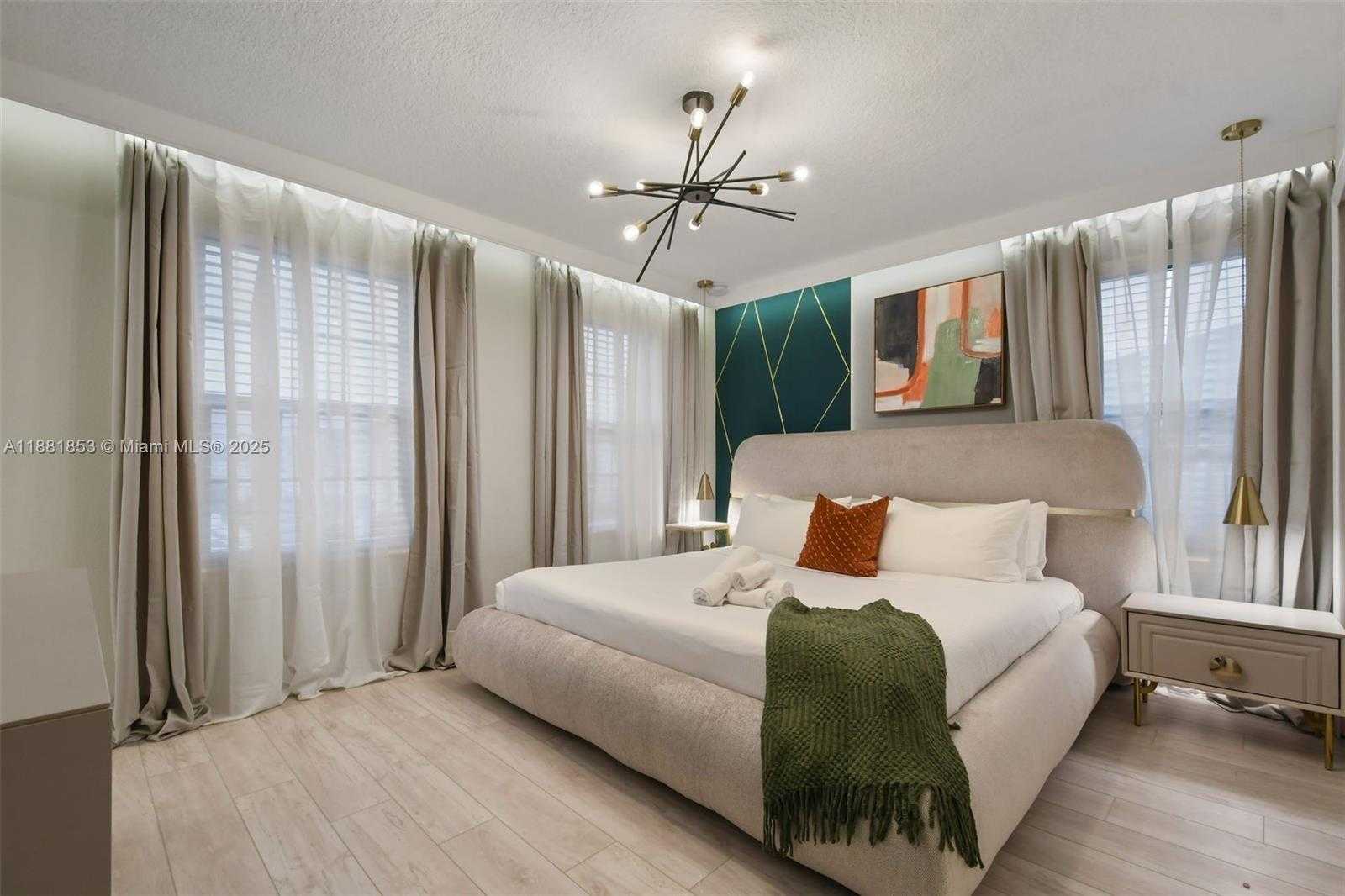 Small Image of 2321 LUXOR DRIVE, Other City - In The State Of Florida Number 10