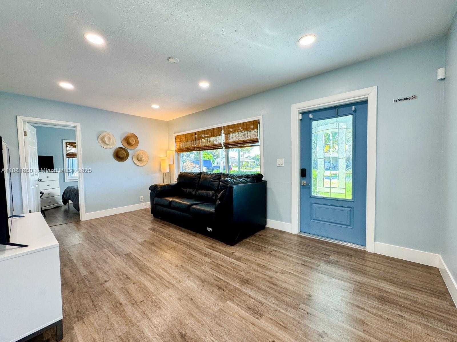 Small Image of 4881 NORTH EAST 2ND AVE, Oakland Park Number 16