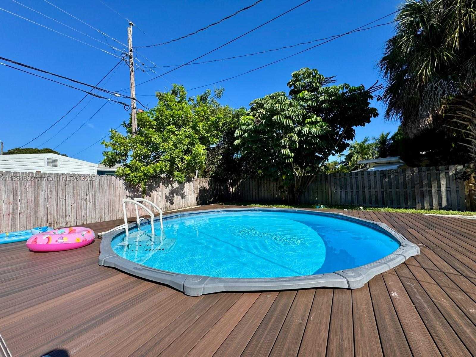 Small Image of 4881 NORTH EAST 2ND AVE, Oakland Park Number 23