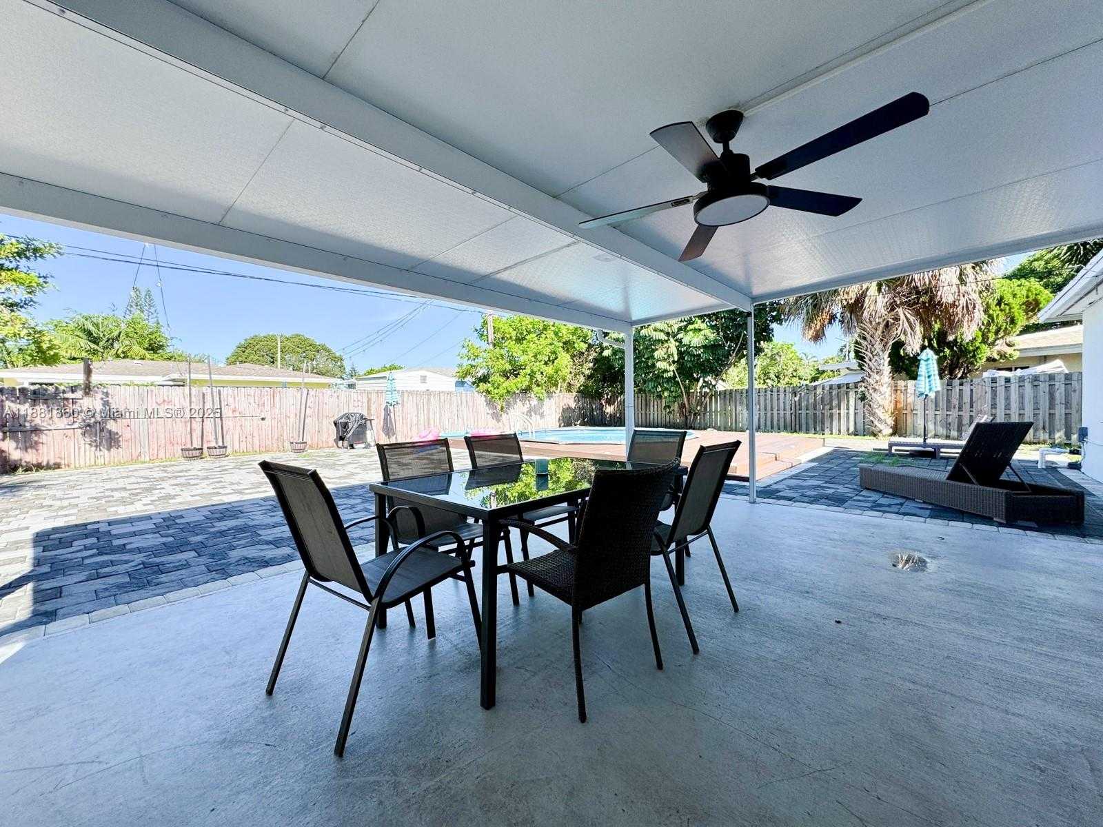Small Image of 4881 NORTH EAST 2ND AVE, Oakland Park Number 28