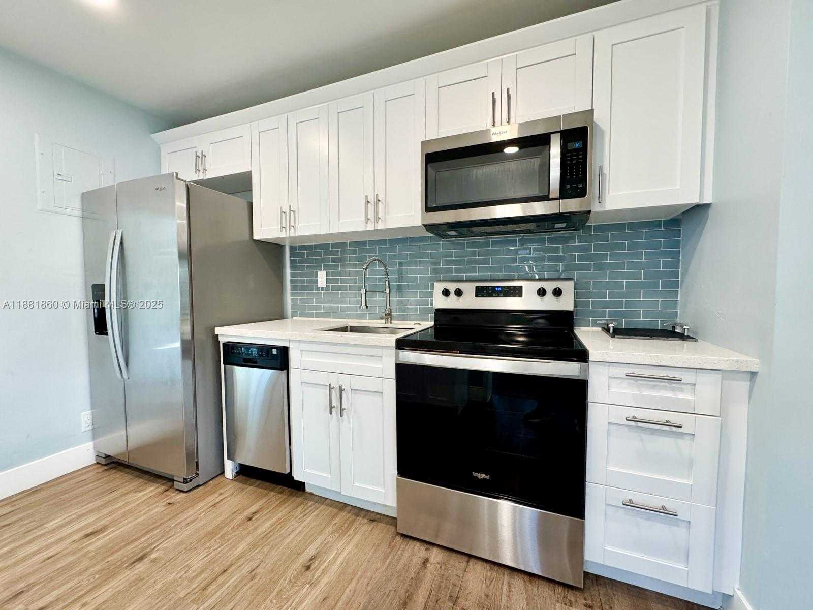Small Image of 4881 NORTH EAST 2ND AVE, Oakland Park Number 3