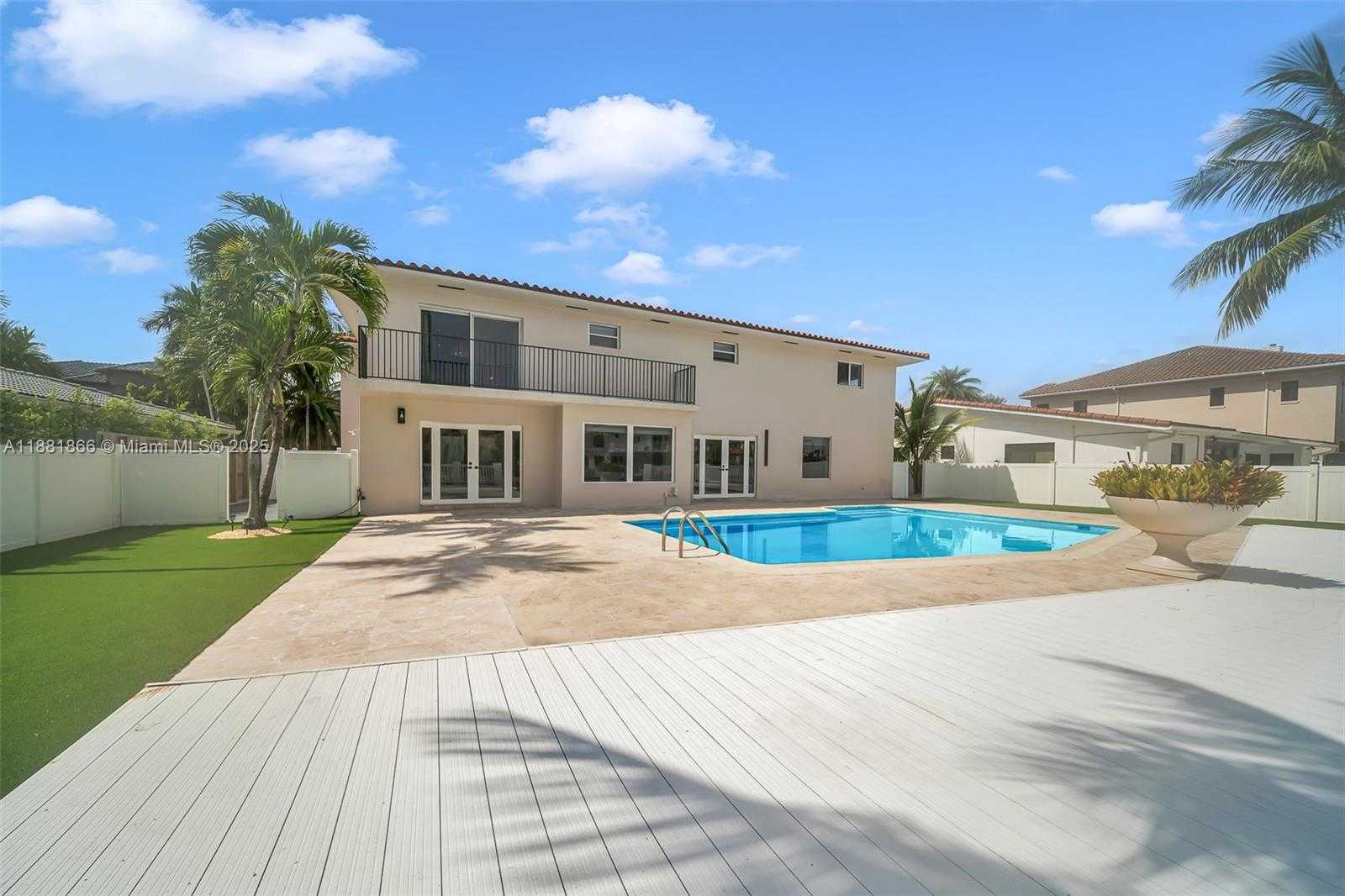 Small Image of 3341 NORTH EAST 170TH ST, North Miami Beach Number 21