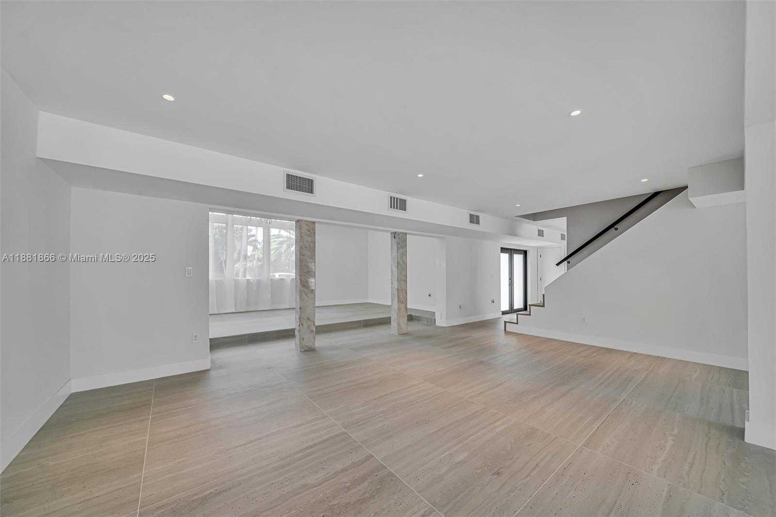 Small Image of 3341 NORTH EAST 170TH ST, North Miami Beach Number 28