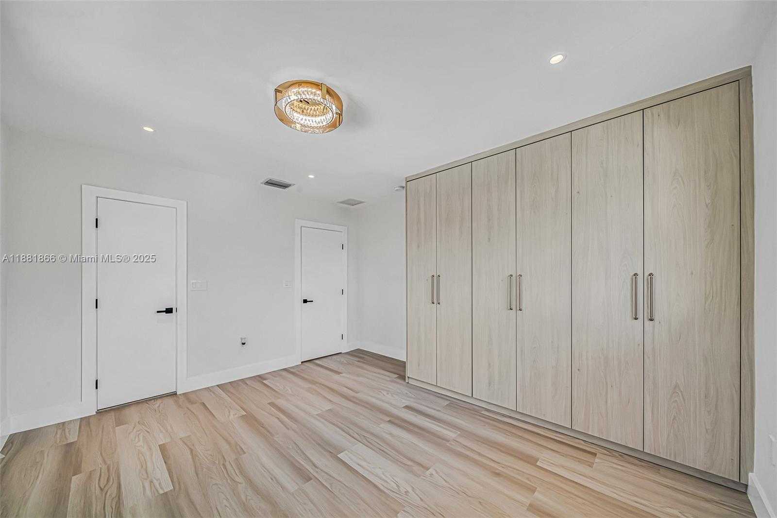 Small Image of 3341 NORTH EAST 170TH ST, North Miami Beach Number 46