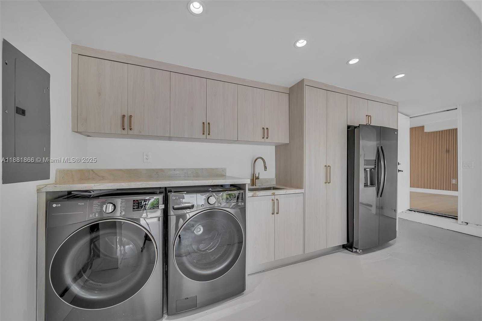 Small Image of 3341 NORTH EAST 170TH ST, North Miami Beach Number 53