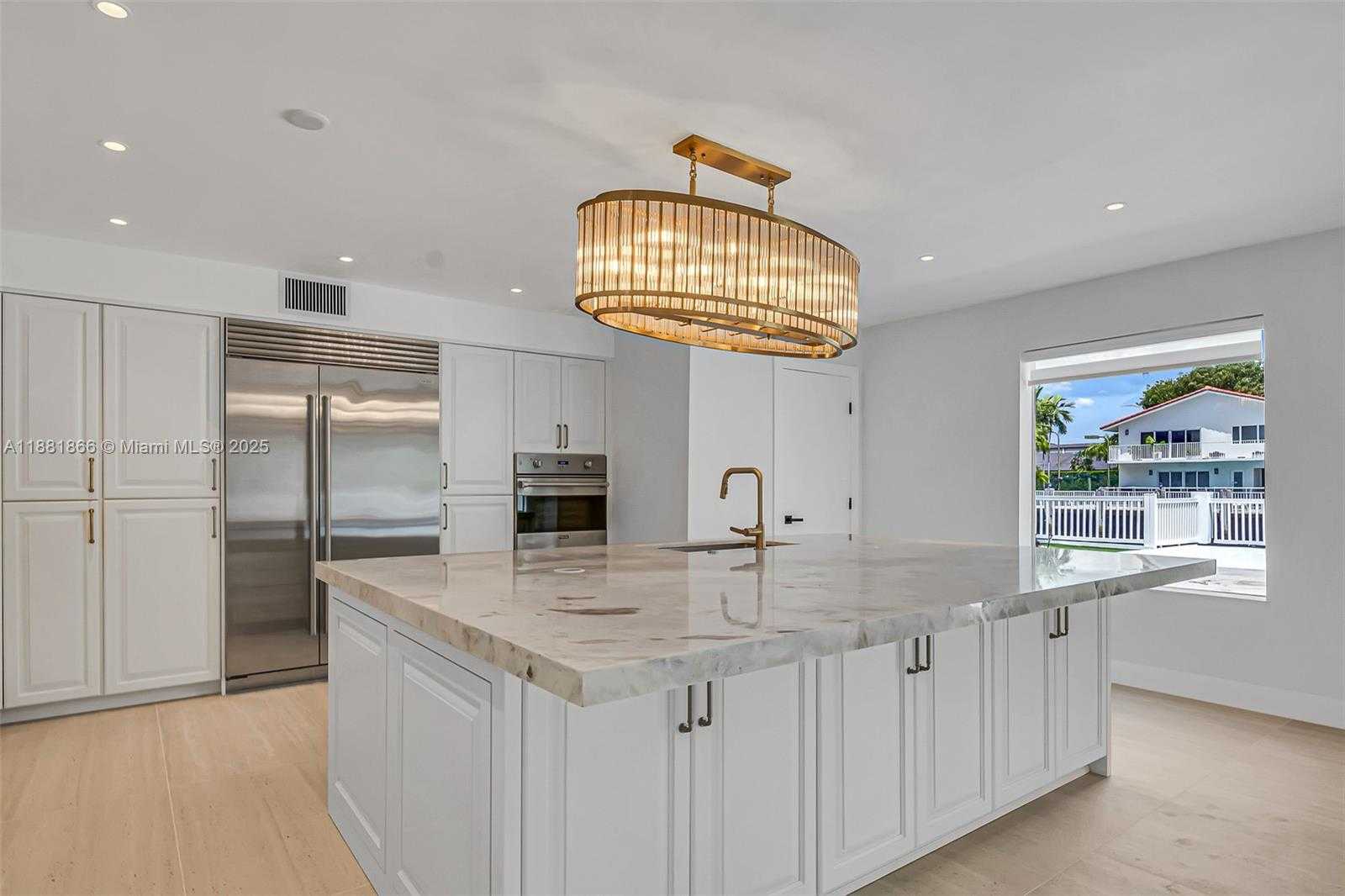 Small Image of 3341 NORTH EAST 170TH ST, North Miami Beach Number 6